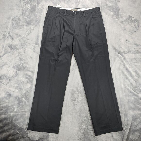 Dockers D3 Easy Khaki Pants Mens 38x32 Black Pleated Classic Fit Wrinkle Free - Picture 1 of 10